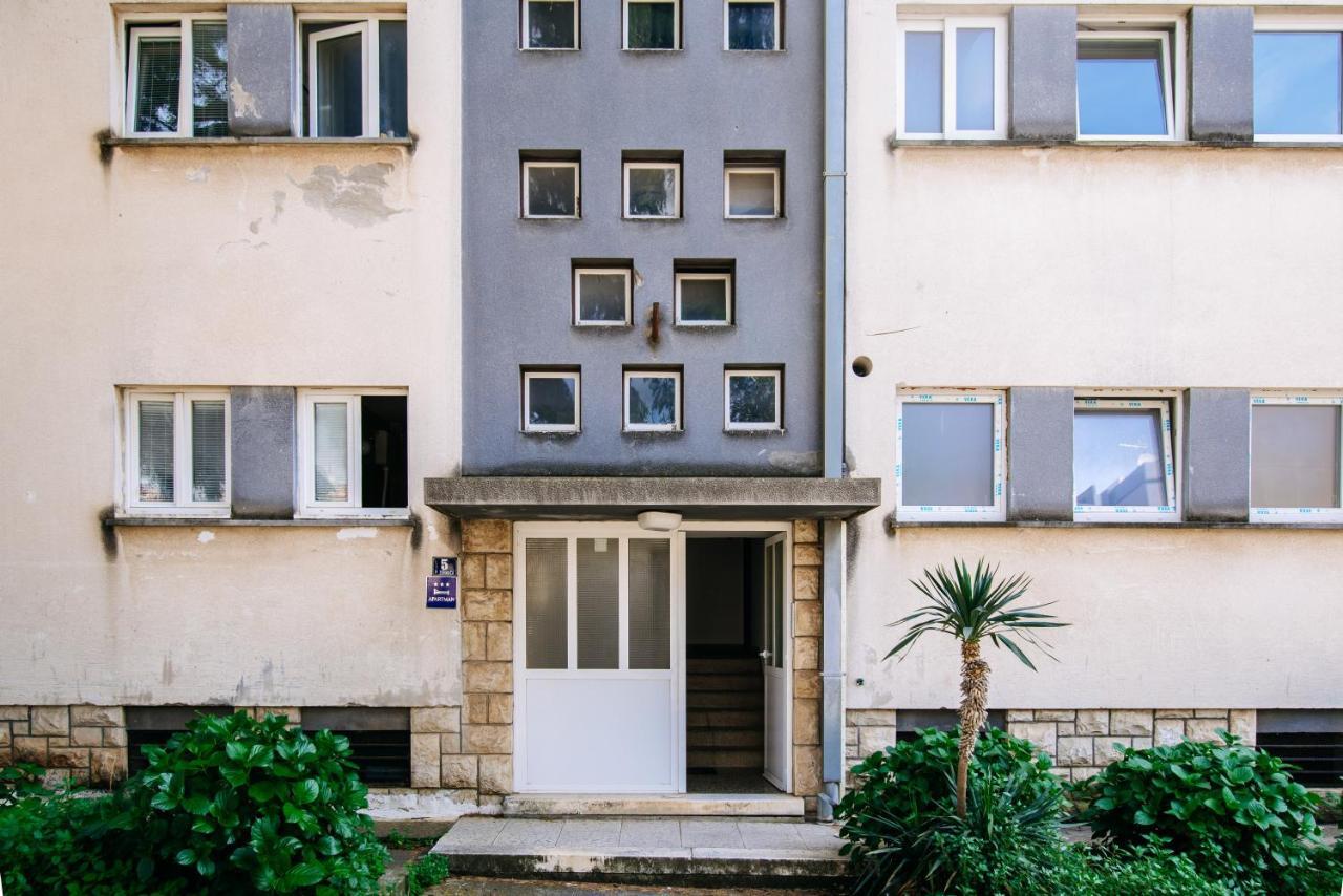 Sunnynest Apartment - 3Br Apt With Free Parking & Wi-Fi, Close To Lapad Bay Beach Dubrovnik Exteriör bild